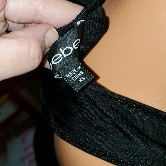 Bebe silk beaded t back fancy top XS EUC - Picture 7 of 8